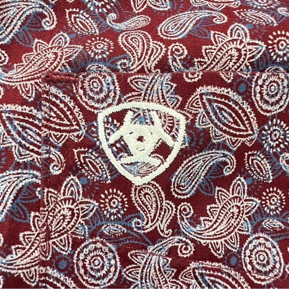 Ariat Men’s Medium Burgundy Paisley Button-Up Shirt • 100% Cotton • Wrinkle-Free - Picture 13 of 13